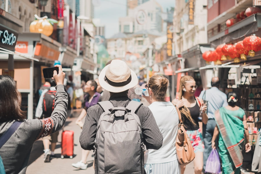 Turistas disfrutando de las calles de China.